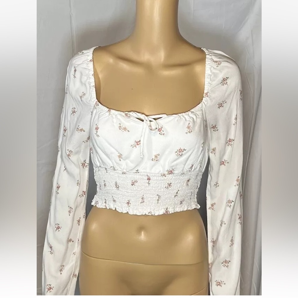Hollister Floral Long Sleeve Crop Top W Tie & Stretch Bottom Size XS